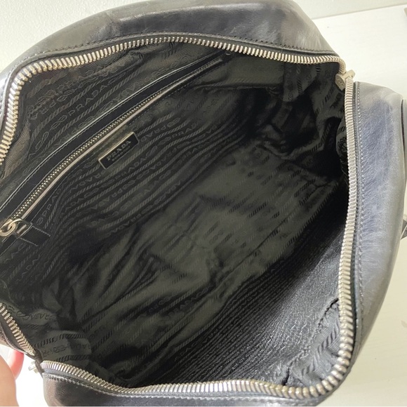 Prada RARE black shiny leather striped bowling bag satchel - Picture 9 of 13